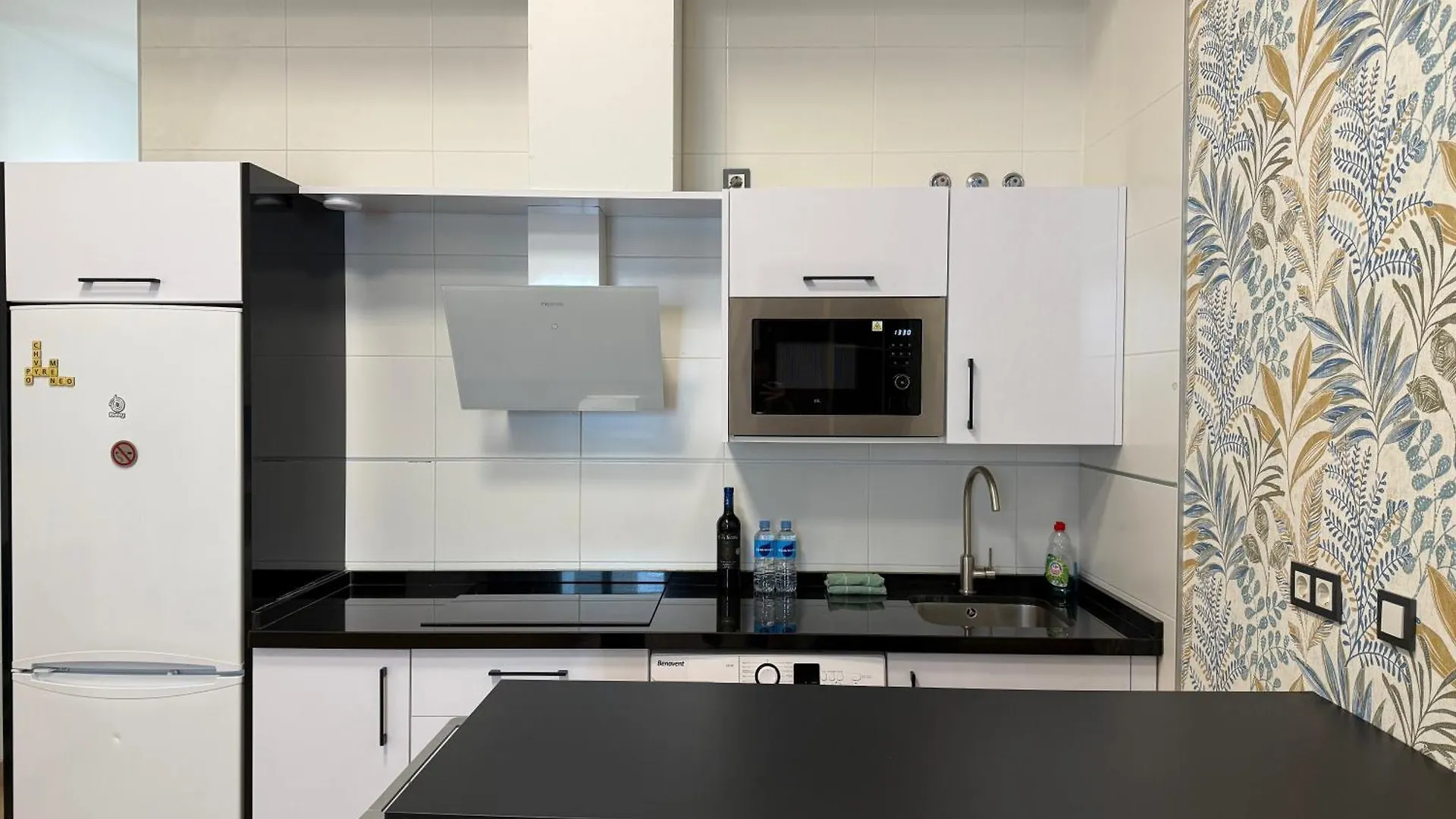 Apartment Lovely Studio In The Heart Of Malaga Free Swimming Pool