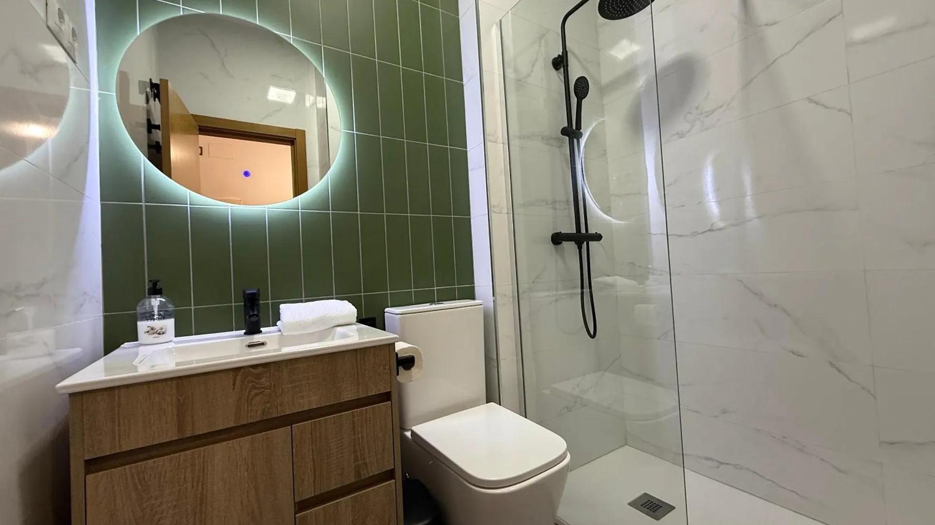 Apartment Lovely Studio In The Heart Of Malaga Free Swimming Pool